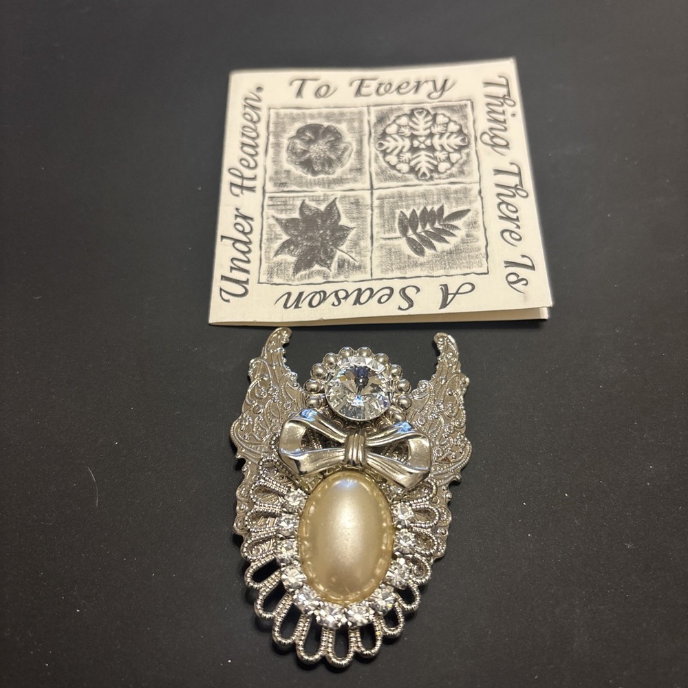 Vintage 1996 Jane Davis AOL "Winter" Angel of Love Brooch Pin with Card